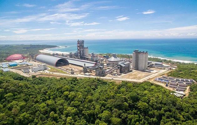 The transformer used in the cement plant in the Philippines runs smoothly